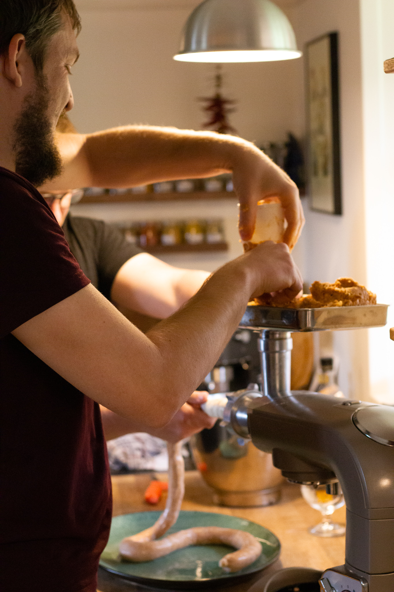 Hjemmelavede pølser og en pølsekonkurrence